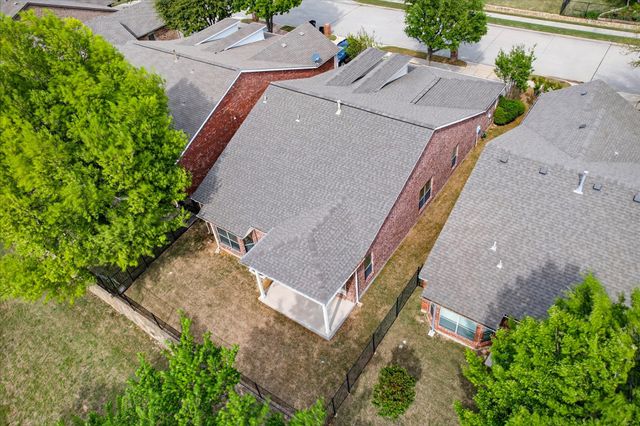 6804 Purbeck Trail, Denton, TX 76210