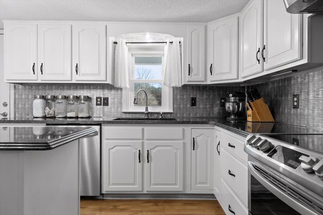 5017 Mcdonald Road, Mcdonald, TN 37353