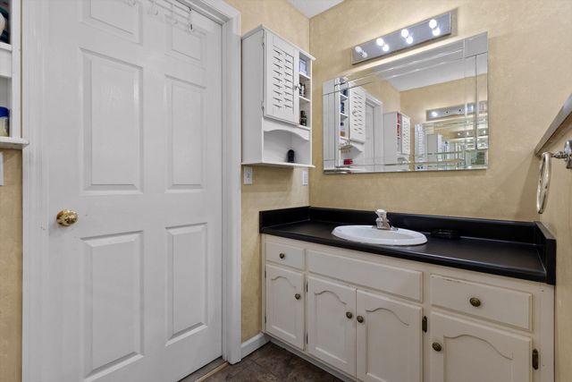 5017 Mcdonald Road, Mcdonald, TN 37353