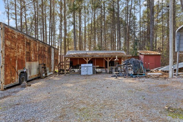 5017 Mcdonald Road, Mcdonald, TN 37353