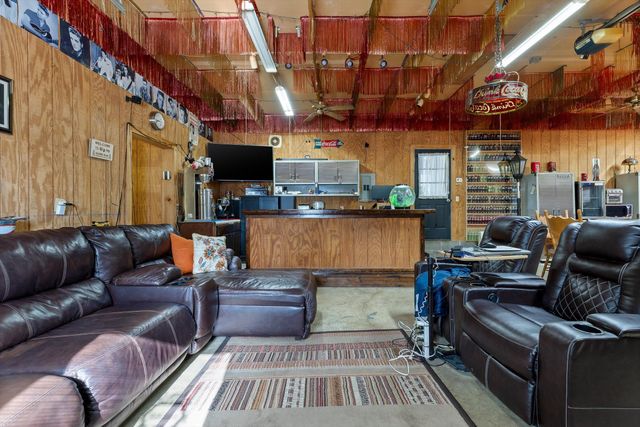 5017 Mcdonald Road, Mcdonald, TN 37353