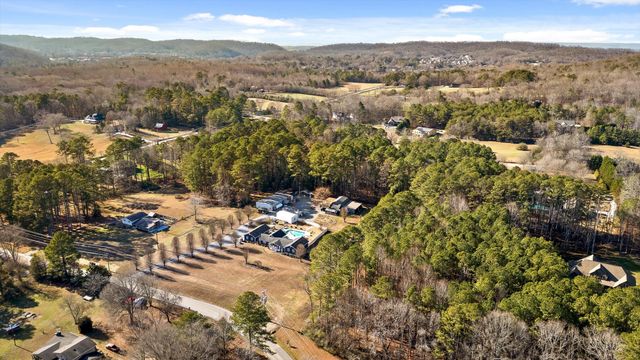 5017 Mcdonald Road, Mcdonald, TN 37353