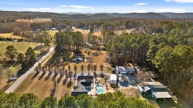 5017 Mcdonald Road, Mcdonald, TN 37353