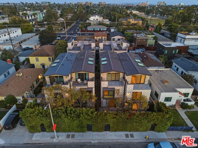 742 Brooks Avenue, Los Angeles, CA 90291