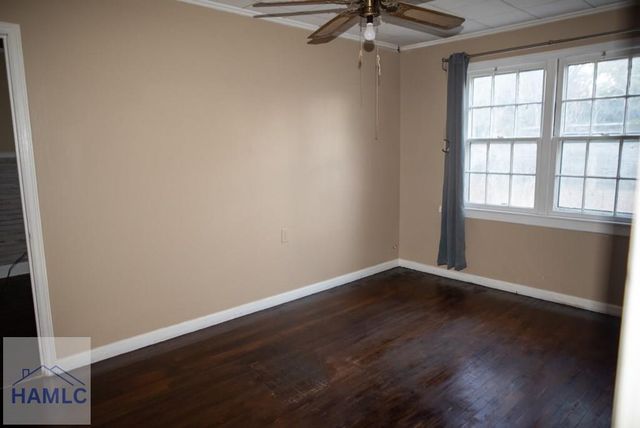 712 Rosedale Ave, Claxton, GA 30417