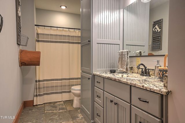 16765 Bristol Highway, Bristol, VA 24202