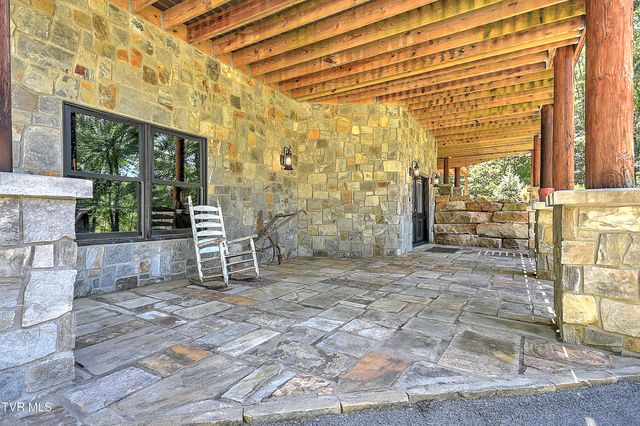 16765 Bristol Highway, Bristol, VA 24202