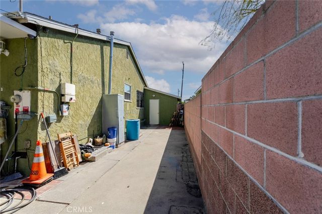 1233 W 122nd, Los Angeles, CA 90044