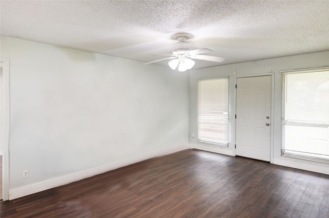 5413 Wedgwood Drive, Fort Worth, TX 76133