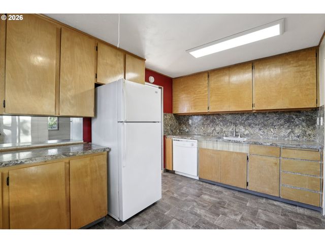 1311 E 32ND Ave, Vancouver, WA 98661