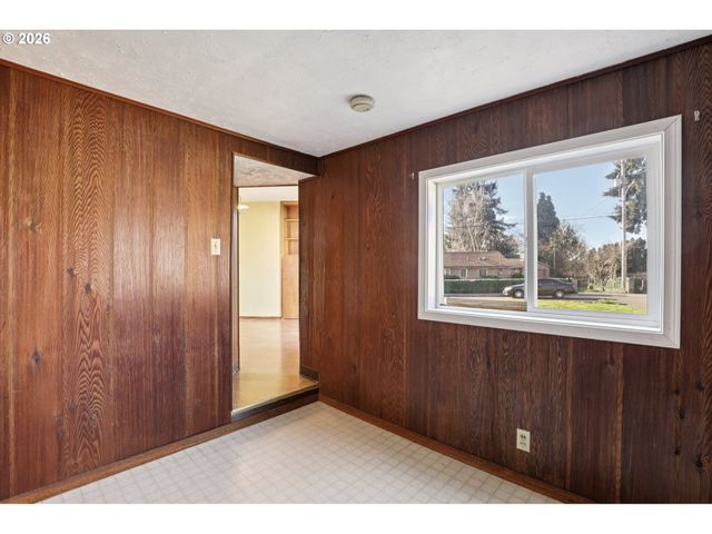 1311 E 32ND Ave, Vancouver, WA 98661