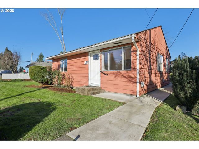 1311 E 32ND Ave, Vancouver, WA 98661
