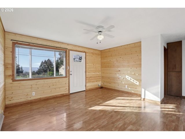 1311 E 32ND Ave, Vancouver, WA 98661