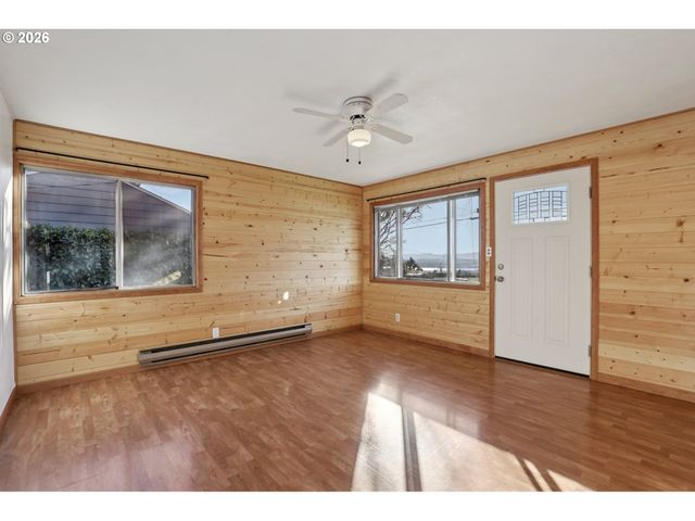 1311 E 32ND Ave, Vancouver, WA 98661