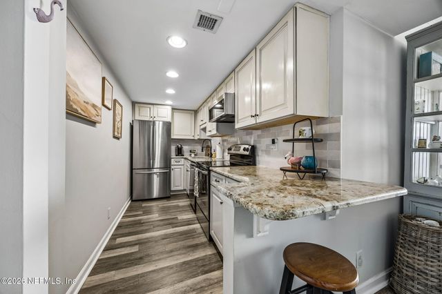1601 OCEAN Drive 909, Jacksonville Beach, FL 32250