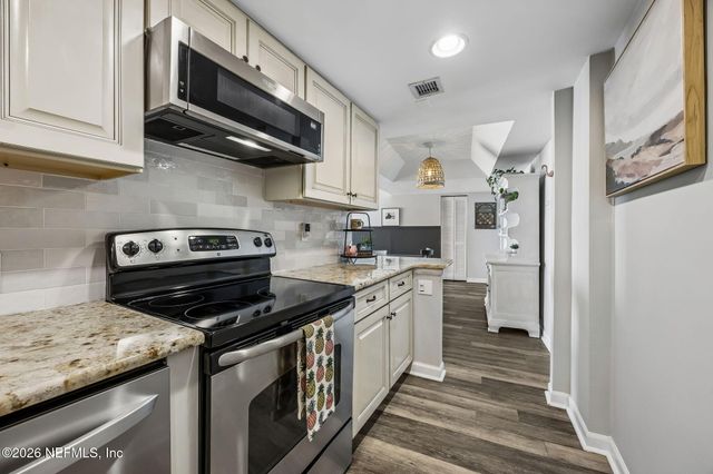 1601 OCEAN Drive 909, Jacksonville Beach, FL 32250