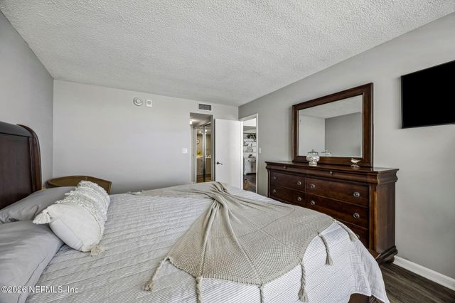 1601 OCEAN Drive 909, Jacksonville Beach, FL 32250