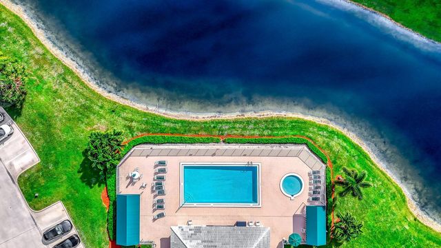 6109 Balboa 302 Circle 302, Boca Raton, FL 33433