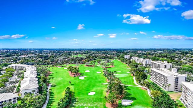 6109 Balboa 302 Circle 302, Boca Raton, FL 33433
