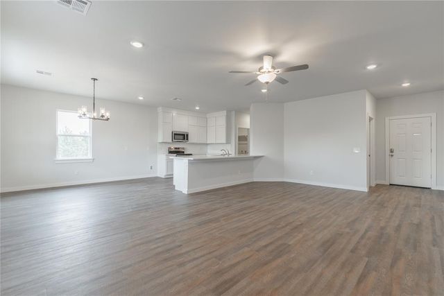 5290 Bluestem Avenue, Guthrie, OK 73044