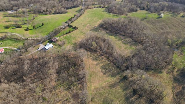 1317 Ewing Albright Rd, Ashland City, TN 37015