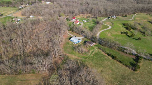 1317 Ewing Albright Rd, Ashland City, TN 37015