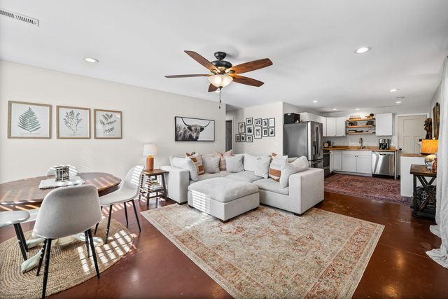 1317 Ewing Albright Rd, Ashland City, TN 37015