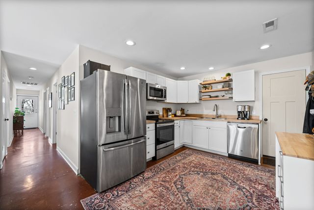 1317 Ewing Albright Rd, Ashland City, TN 37015