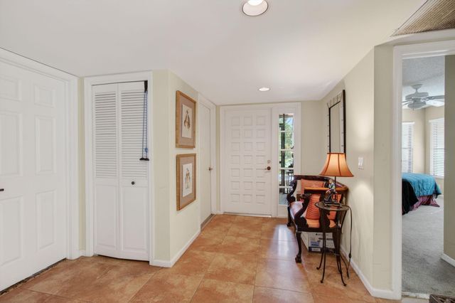 11083 Applegate Lane, Boynton Beach, FL 33437