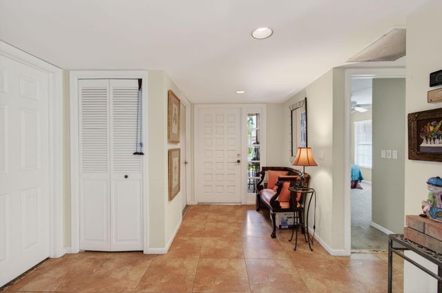 11083 Applegate Lane, Boynton Beach, FL 33437