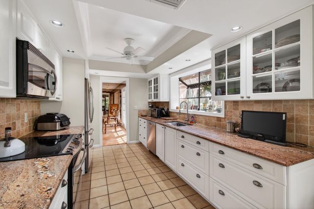 11083 Applegate Lane, Boynton Beach, FL 33437