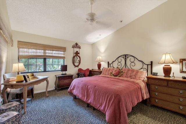 11083 Applegate Lane, Boynton Beach, FL 33437