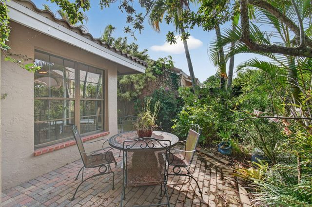 11083 Applegate Lane, Boynton Beach, FL 33437