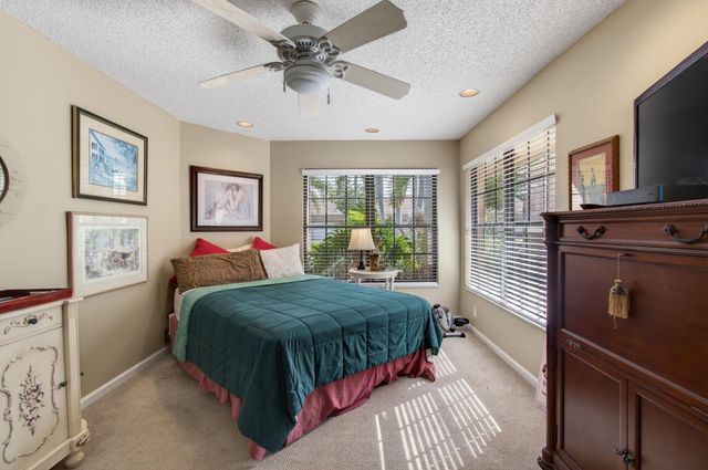 11083 Applegate Lane, Boynton Beach, FL 33437