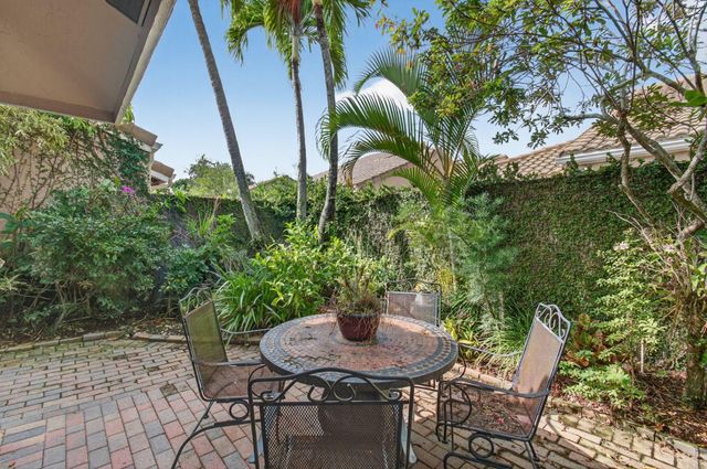 11083 Applegate Lane, Boynton Beach, FL 33437