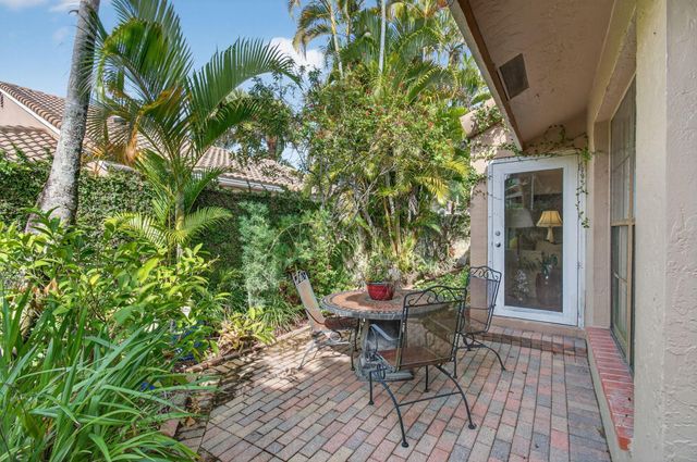 11083 Applegate Lane, Boynton Beach, FL 33437