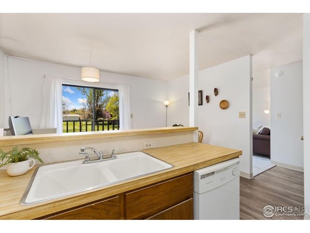 705 E Drake Rd Q-22, Fort Collins, CO 80525