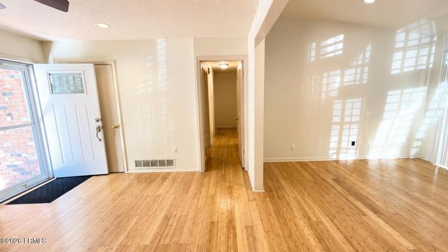 3000 Dogwood Street, Beaufort, SC 29906