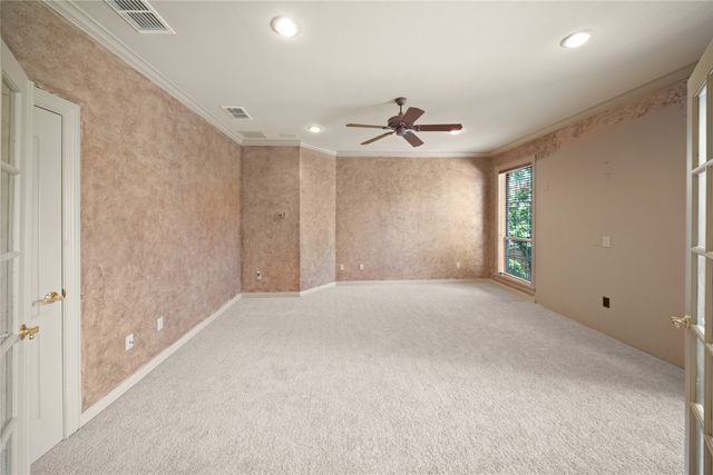 7402 Hollytree Drive, Tyler, TX 75703