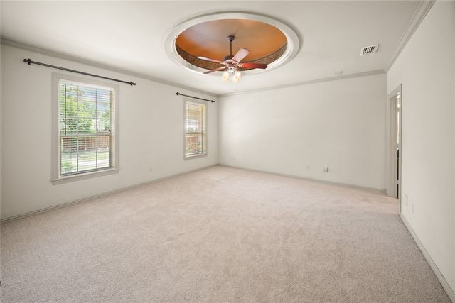 7402 Hollytree Drive, Tyler, TX 75703