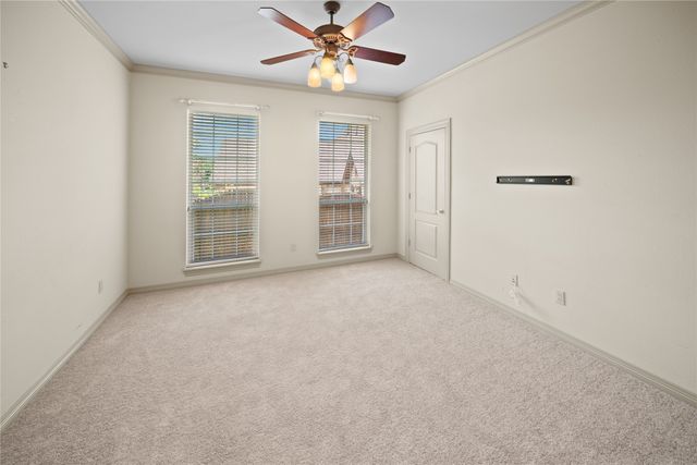 7402 Hollytree Drive, Tyler, TX 75703