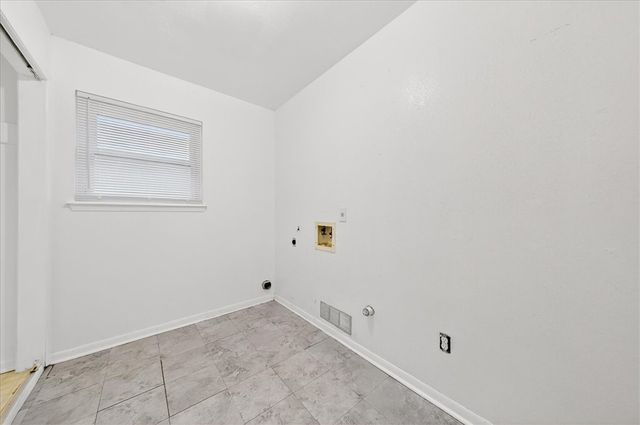 5025 Romford Dr, Corpus Christi, TX 78413