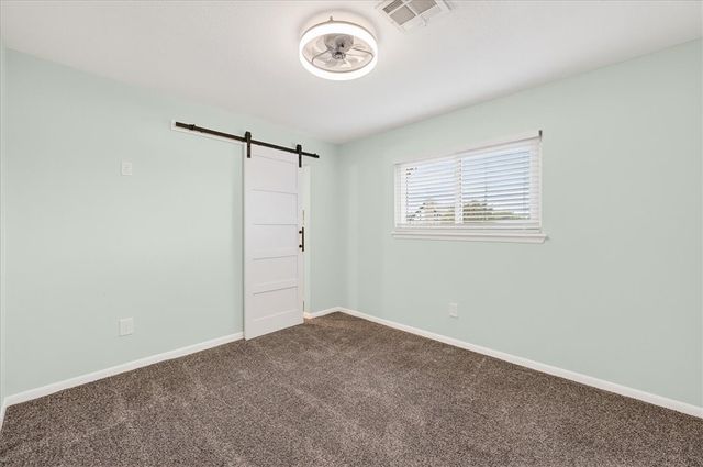 5025 Romford Dr, Corpus Christi, TX 78413