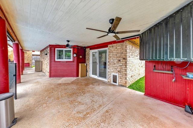 5025 Romford Dr, Corpus Christi, TX 78413
