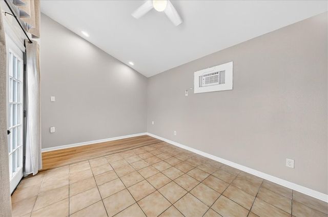5025 Romford Dr, Corpus Christi, TX 78413
