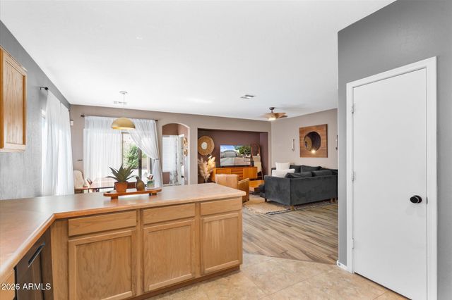 13022 W WINDROSE Drive, El Mirage, AZ 85335
