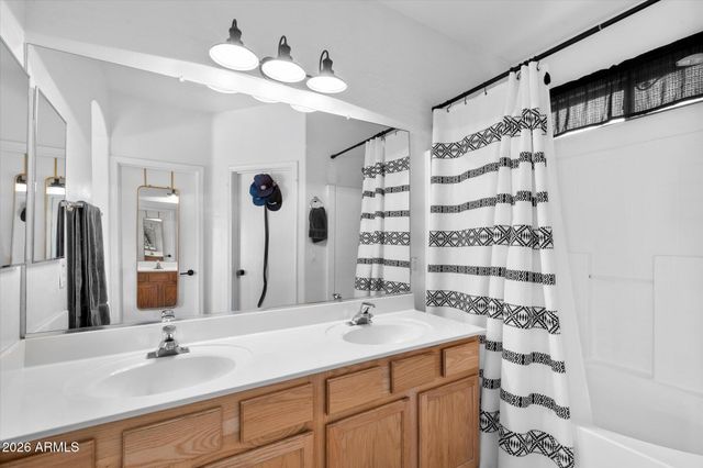 13022 W WINDROSE Drive, El Mirage, AZ 85335