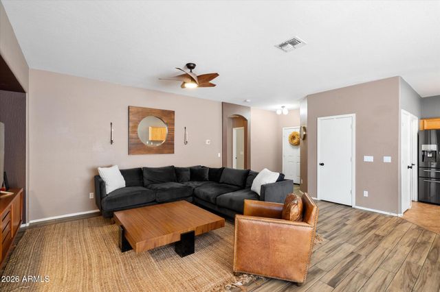 13022 W WINDROSE Drive, El Mirage, AZ 85335