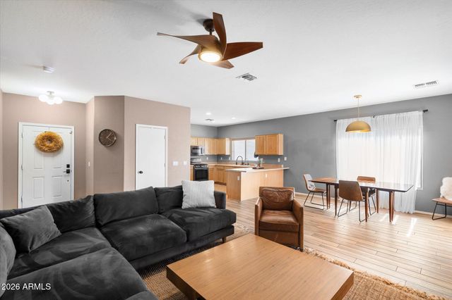 13022 W WINDROSE Drive, El Mirage, AZ 85335