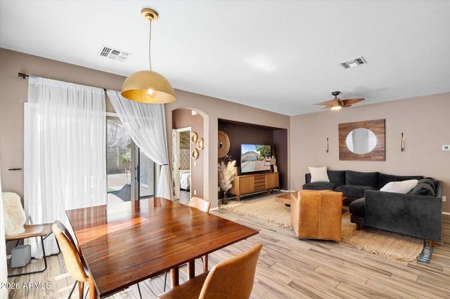 13022 W WINDROSE Drive, El Mirage, AZ 85335